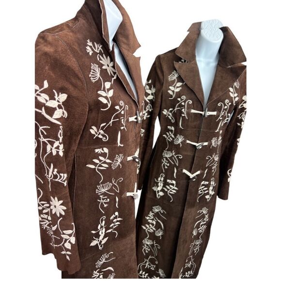 ARDEN B Brown Suede Leather Whit Ivory Embroidery 3-Toggle Closure Coat Sz XS - Picture 6 of 8